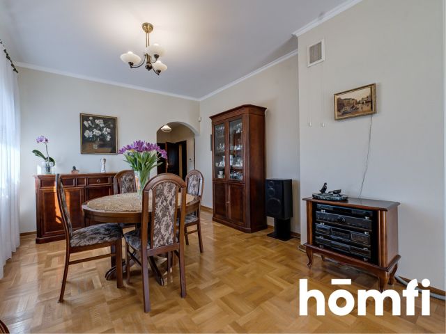 Klimatyczny dom z ciekawym ogrodem i laskiem - Dom - Sprzedaż - Radomski, Zakrzew / Janiszew