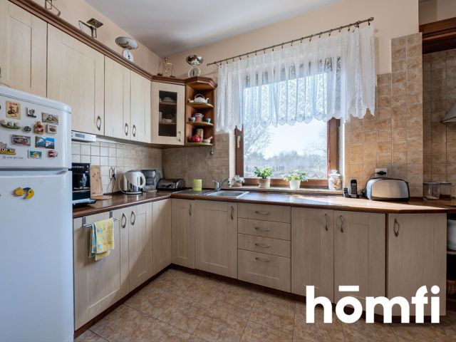 Klimatyczny dom z ciekawym ogrodem i laskiem - Dom - Sprzedaż - Radomski, Zakrzew / Janiszew