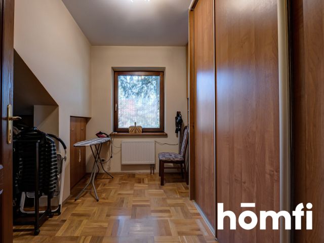 Klimatyczny dom z ciekawym ogrodem i laskiem - Dom - Sprzedaż - Radomski, Zakrzew / Janiszew