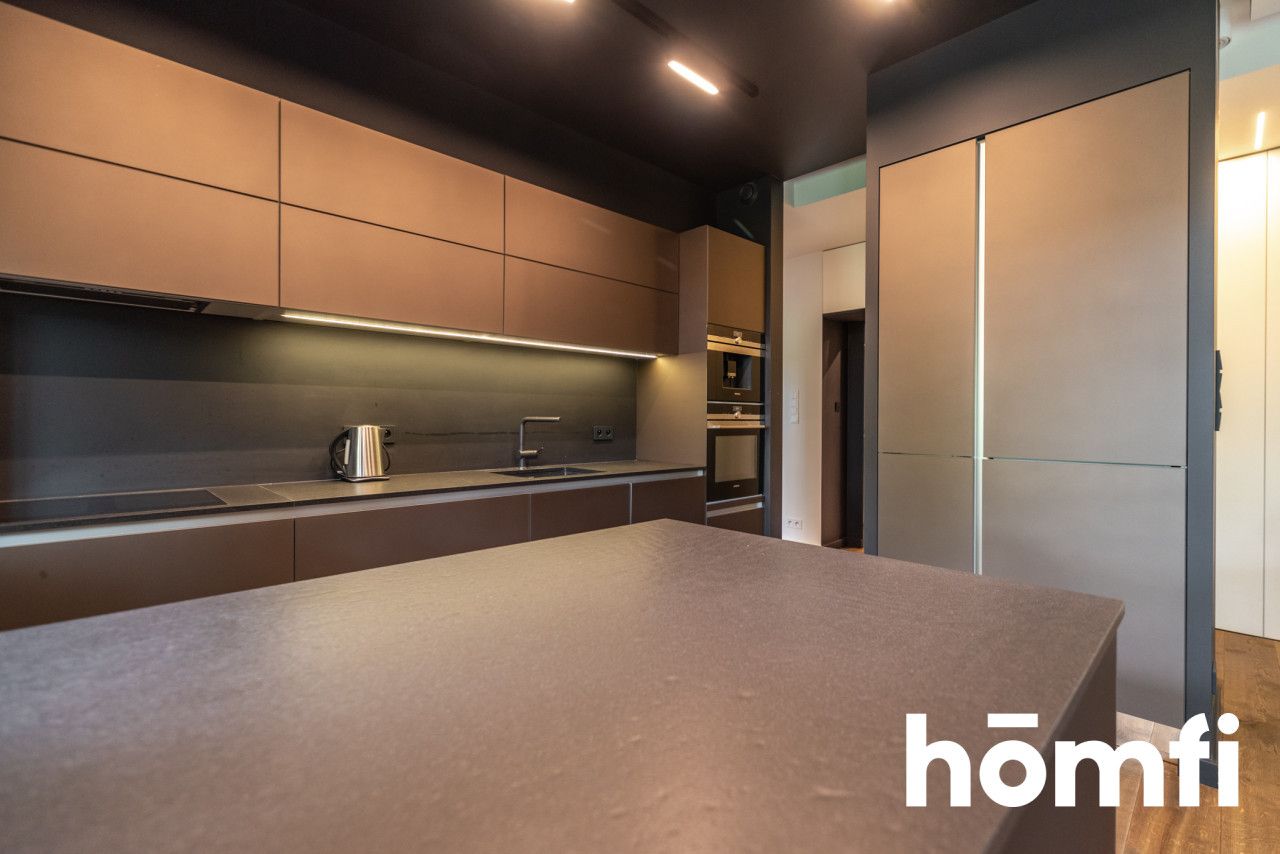 Wyjątkowo przestronny apartament z 3 pokojami i garażem - Mieszkanie - Wynajem - Radom, Zamłynie