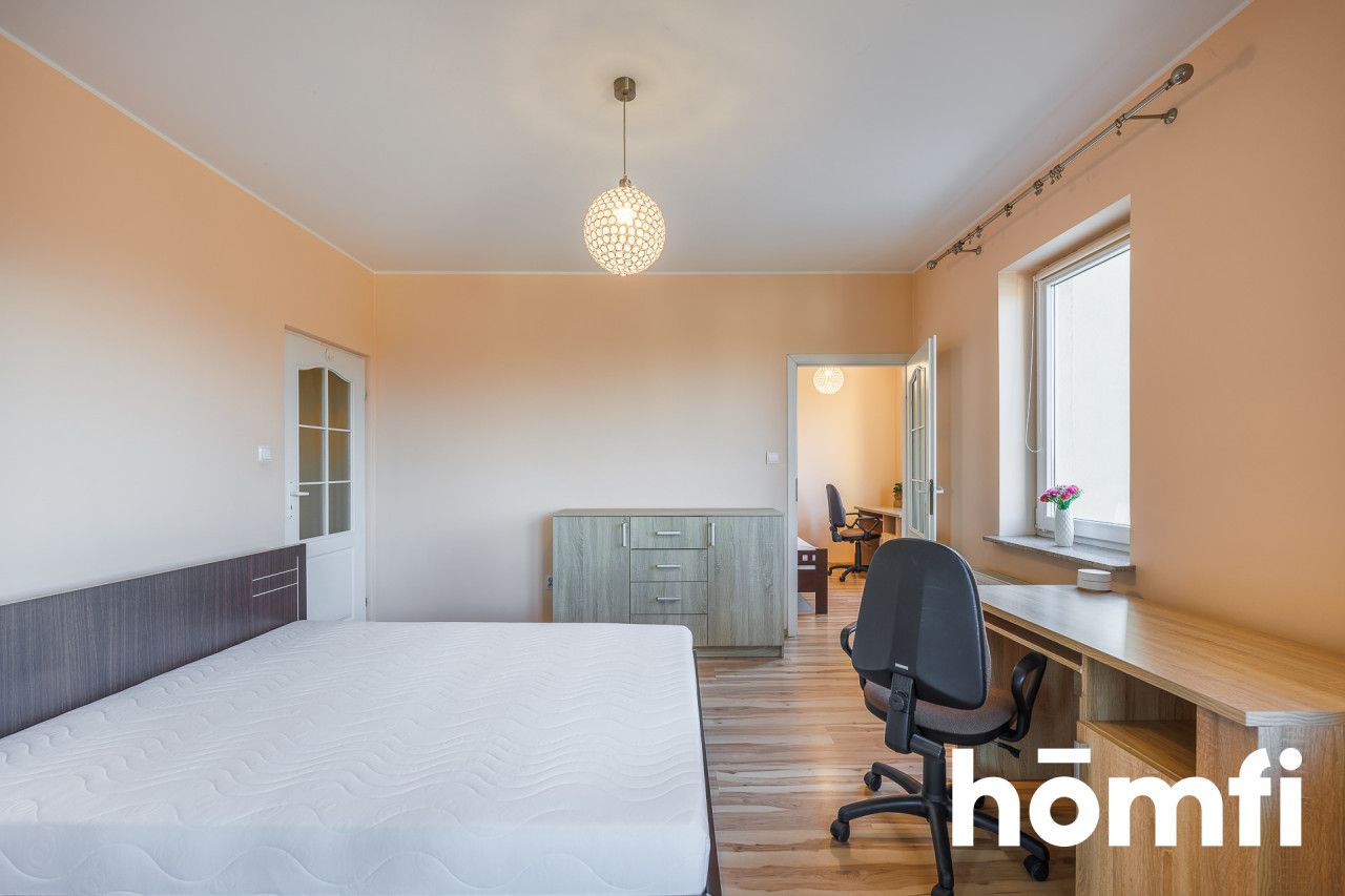 Komfortowe 5-pokojowe mieszkanie z 3 balkonami – idealne dla rodziny lub grupy znajomych! - Mieszkanie - Wynajem - Rzeszów, Zalesie