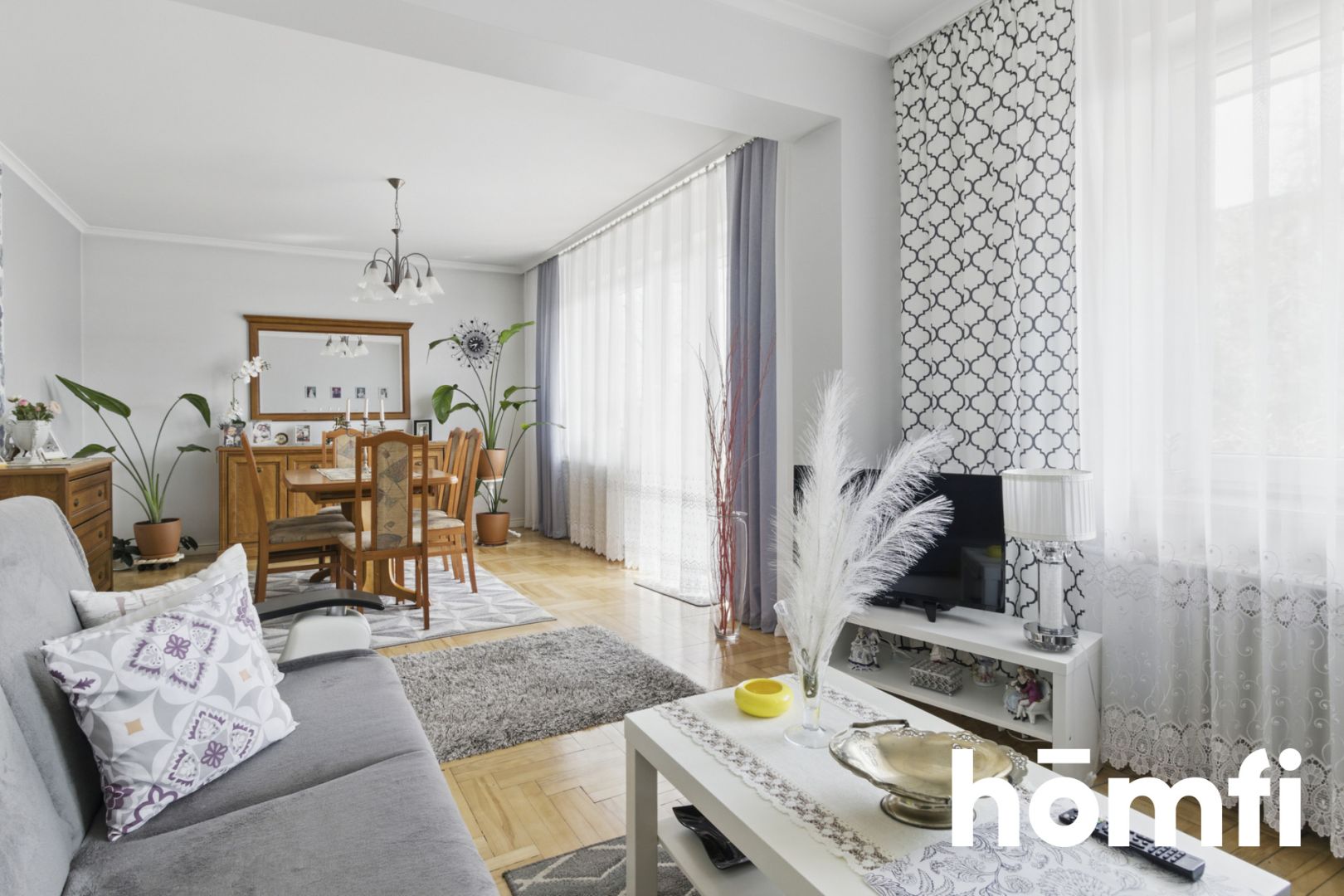 Spacious house in a great location - Дім - Продаж - Kielce, Bukówka
