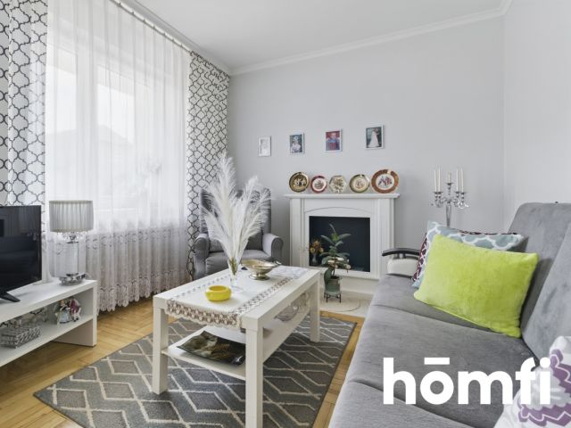 Spacious house in a great location - Дім - Продаж - Kielce, Bukówka