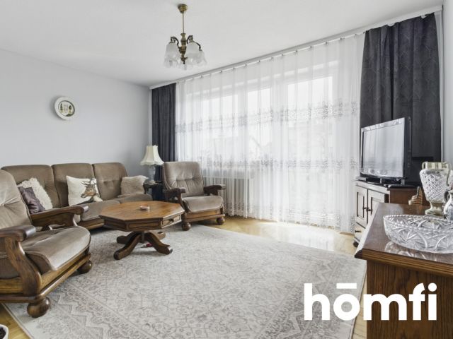 Przestronny dom w świetnej lokalizacji - Dom - Sprzedaż - Kielce, Bukówka