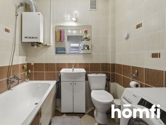 Przestronny dom w świetnej lokalizacji - Dom - Sprzedaż - Kielce, Bukówka