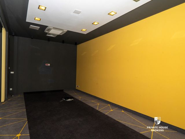 Ground floor premises Ruczaj 296 sqm - Комерційне приміщення - Оренда - Kraków, Ruczaj