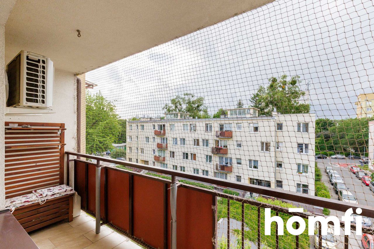 AIR CONDITIONED 3 ROOMS 5 MIN FROM METRO MŁYNÓW | SEPARATE KITCHEN | LARGE BASEMENT | BALCONY | AIR CONDITIONING - Apartment - Sale - Warszawa, Wola / Młynów