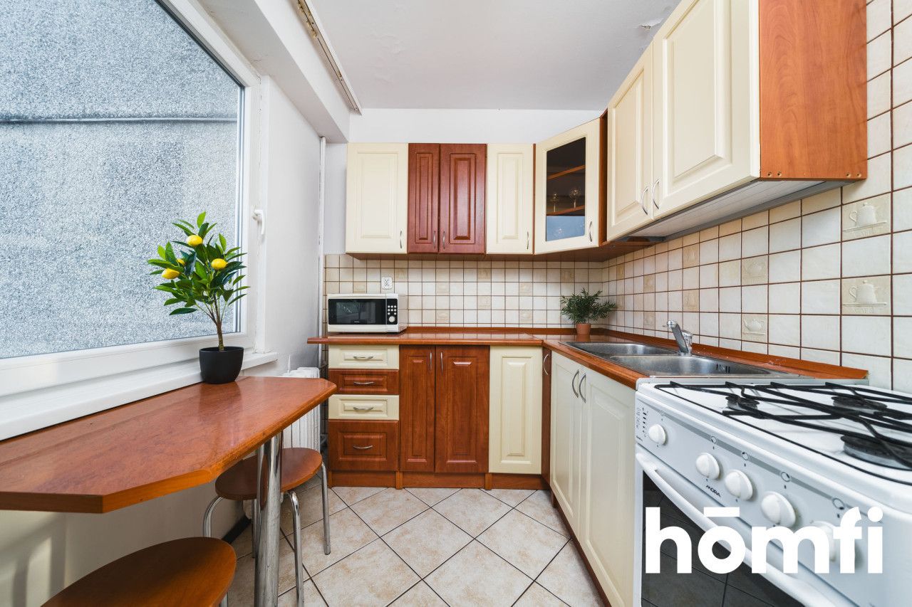 Bright, four-room aparment with a balcony for a family in Tarnów! - Apartment - Rent - Tarnów, Grabówka