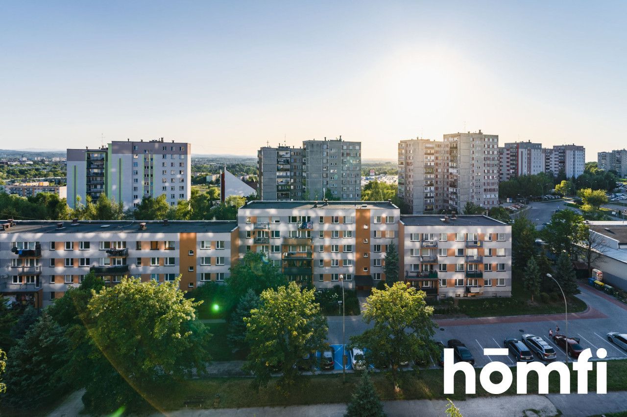 Bright, four-room aparment with a balcony for a family in Tarnów! - Apartment - Rent - Tarnów, Grabówka