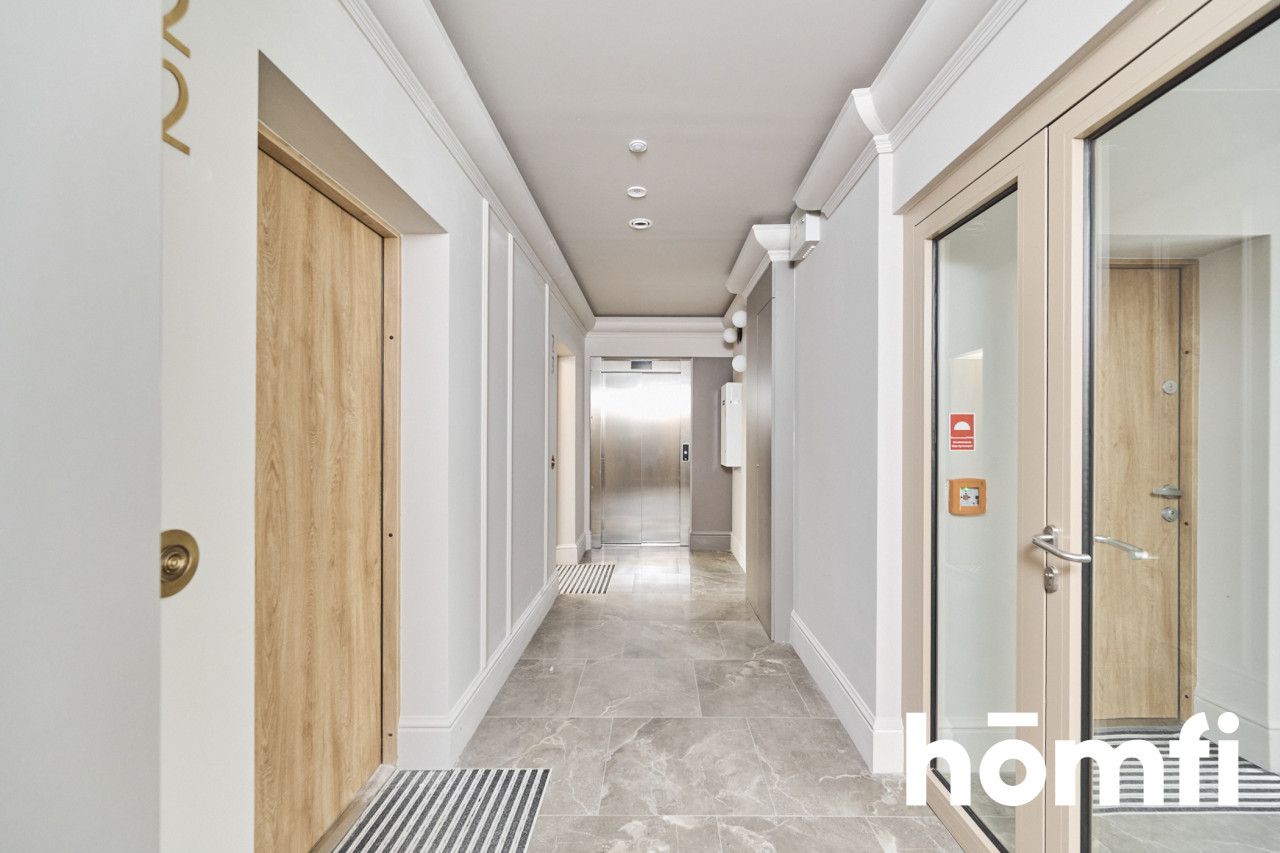 Luksusowa kawalerka w odrestaurowanej XIX-wiecznej kamienicy - Mieszkanie - Sprzedaż - Wrocław, Stare Miasto