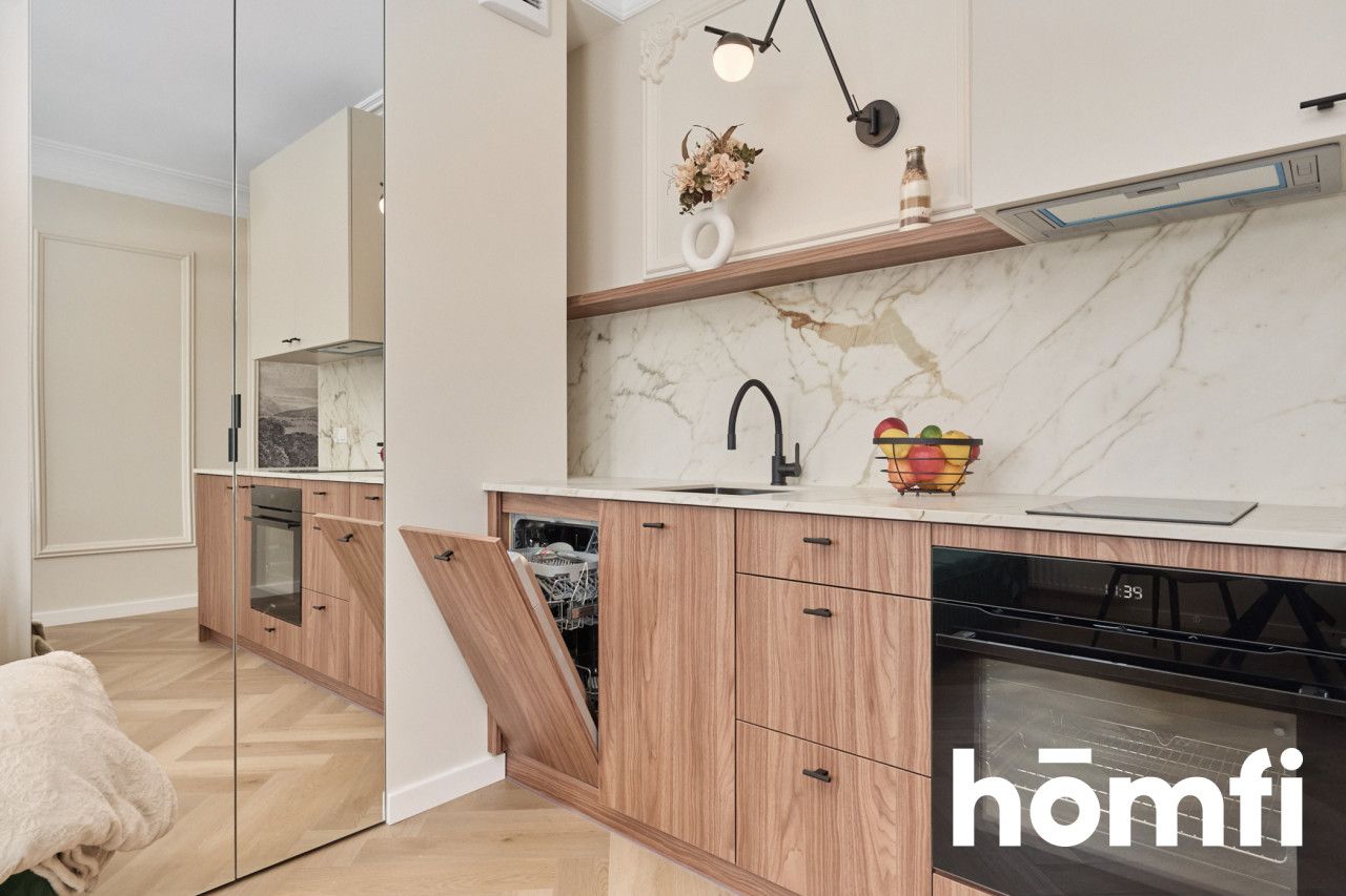 Luksusowa kawalerka w odrestaurowanej XIX-wiecznej kamienicy - Mieszkanie - Sprzedaż - Wrocław, Stare Miasto