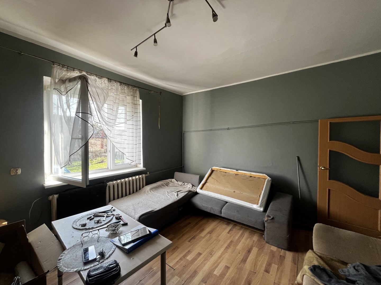 Gliwice - 2 pokoje, niska cena, duży potencjał - Mieszkanie - Sprzedaż - Gliwice, Bojków