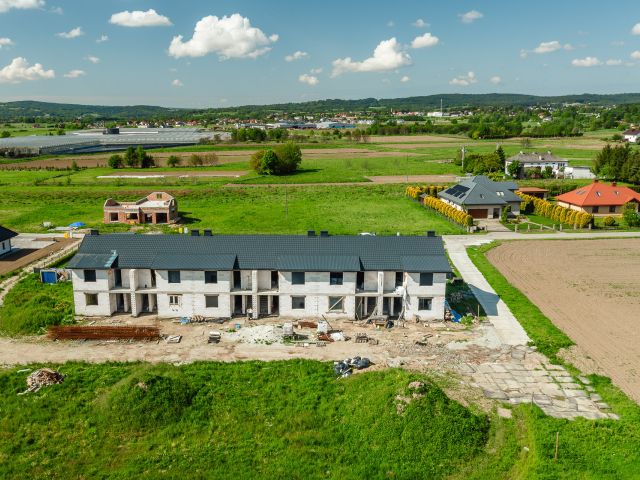 Apartment in peaceful area with underfloor heating and a heat recovery system - Квартира - Продаж - Rzeszowski, Boguchwała
