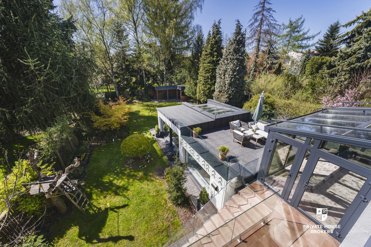 Unique, modern classic city villa for sale - perfect location near city center - Osiedle Oficerskie area - Будинок - Продаж - Kraków, Śródmieście