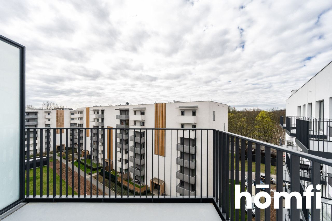 BRIGHT 3-ROOM APARTMENT | WARDROBE | AIR CONDITIONING | BALCONY | UNDERGROUND PARKING | STORAGE ROOM | PRANDOTY STR. CLOSE TO THE CENTER - Apartment - Rent - Kraków, Śródmieście