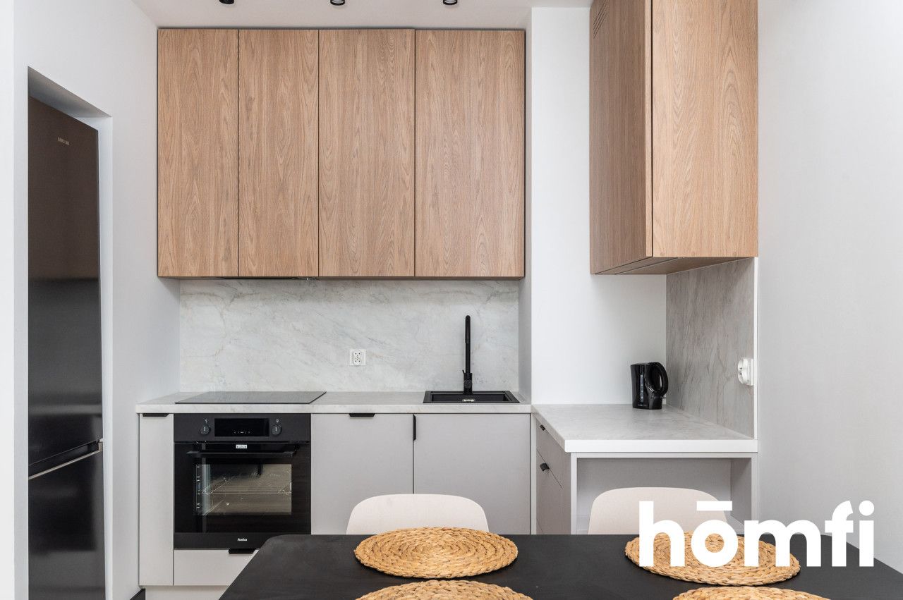 BRIGHT 3-ROOM APARTMENT | WARDROBE | AIR CONDITIONING | BALCONY | UNDERGROUND PARKING | STORAGE ROOM | PRANDOTY STR. CLOSE TO THE CENTER - Apartment - Rent - Kraków, Śródmieście