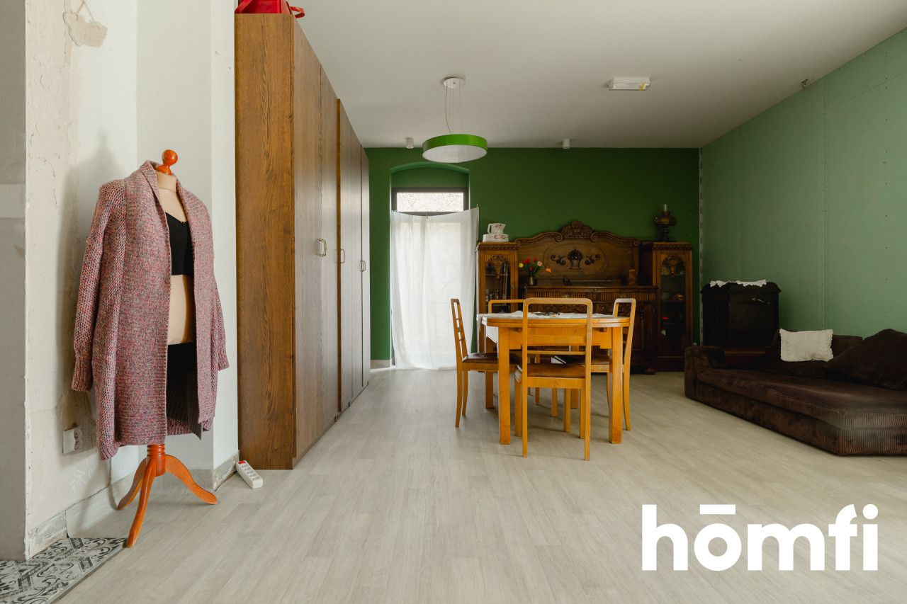 Poniemiecki dom 390m2 + dwie działki budowlane na Brochowie - Дім - Продаж - Wrocław, Krzyki / Brochów