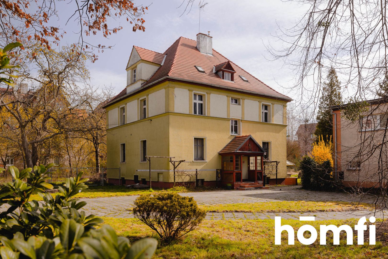 Poniemiecki dom 390m2 + dwie działki budowlane na Brochowie - Дім - Продаж - Wrocław, Krzyki / Brochów