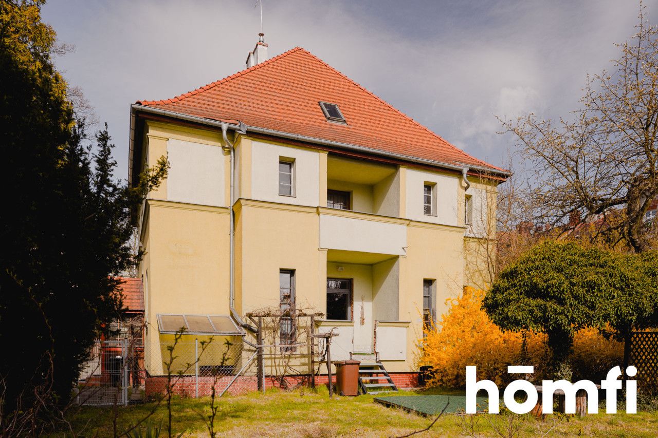 Poniemiecki dom 390m2 + dwie działki budowlane na Brochowie - Дім - Продаж - Wrocław, Krzyki / Brochów