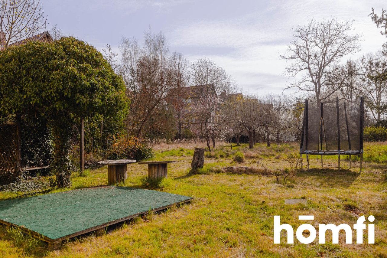 Poniemiecki dom 390m2 + dwie działki budowlane na Brochowie - Дім - Продаж - Wrocław, Krzyki / Brochów