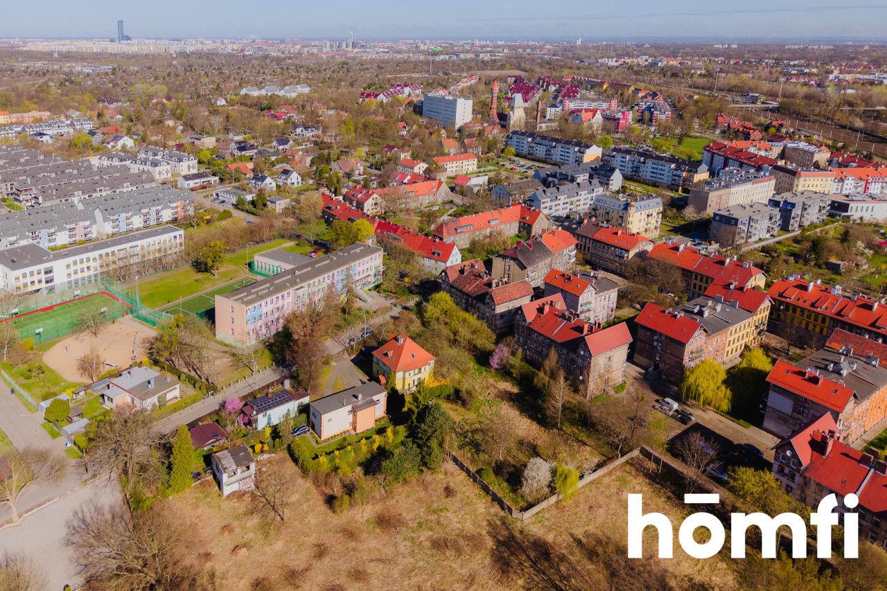 Poniemiecki dom 390m2 + dwie działki budowlane na Brochowie - Дім - Продаж - Wrocław, Krzyki / Brochów