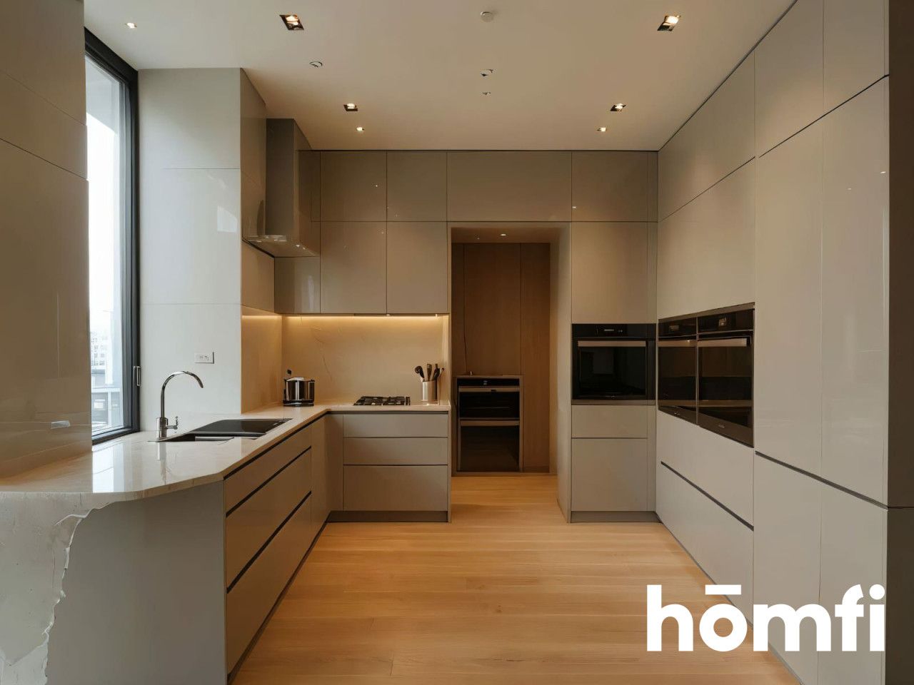 Studio apartment for renovation with potential - Apartment - Sale - Radom, Os. XV-lecia