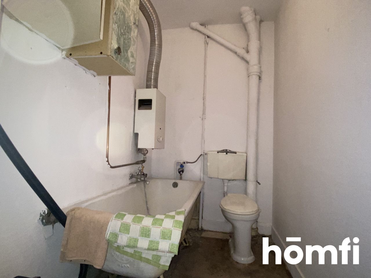 Studio apartment for renovation with potential - Apartment - Sale - Radom, Os. XV-lecia