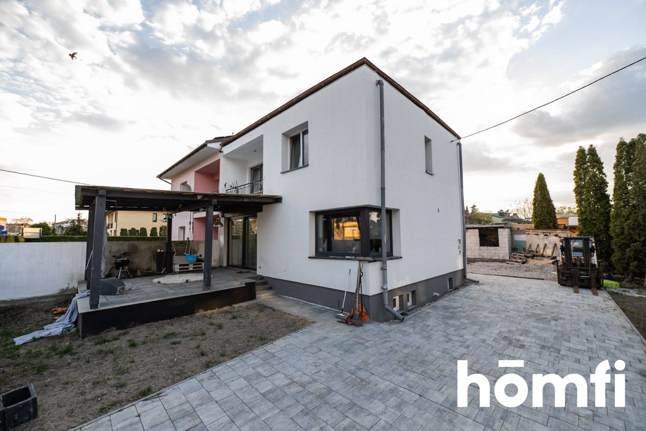 Dom bliźniak w centrum Kozienic - do zamieszkania - Dom - Sprzedaż - Kozienicki, Kozienice