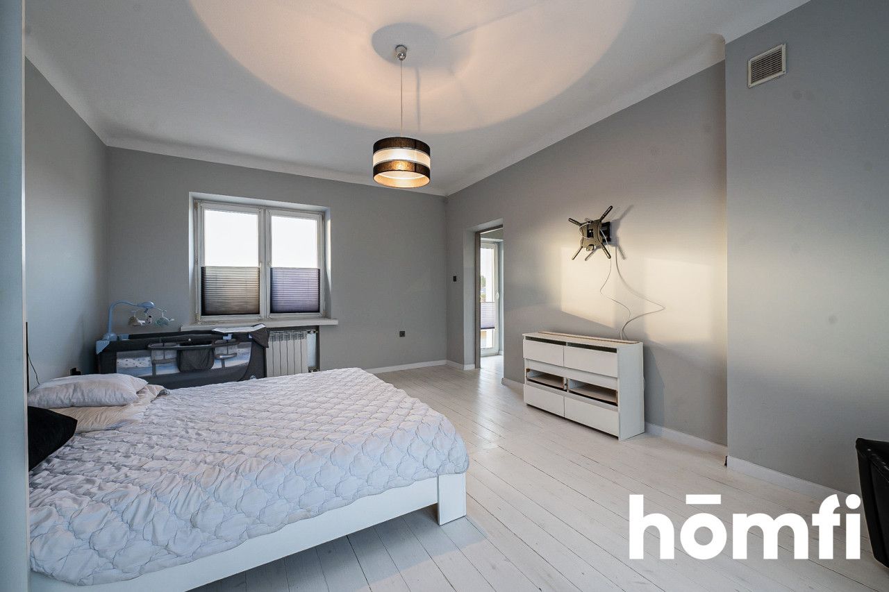 Dom bliźniak w centrum Kozienic - do zamieszkania - Dom - Sprzedaż - Kozienicki, Kozienice