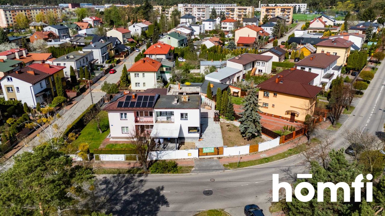 Dom bliźniak w centrum Kozienic - do zamieszkania - Dom - Sprzedaż - Kozienicki, Kozienice