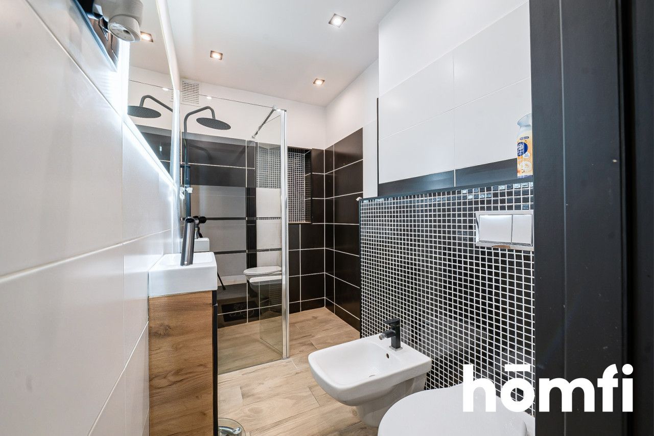 Dom bliźniak w centrum Kozienic - do zamieszkania - Dom - Sprzedaż - Kozienicki, Kozienice