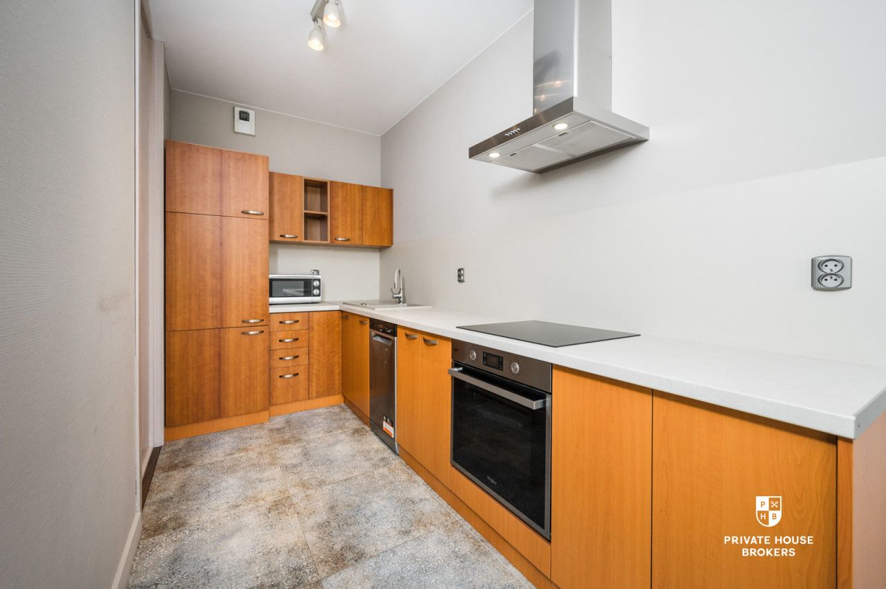 Spacious apartment, on the Lea Street - Комерційне приміщення - Оренда - Kraków, Krowodrza