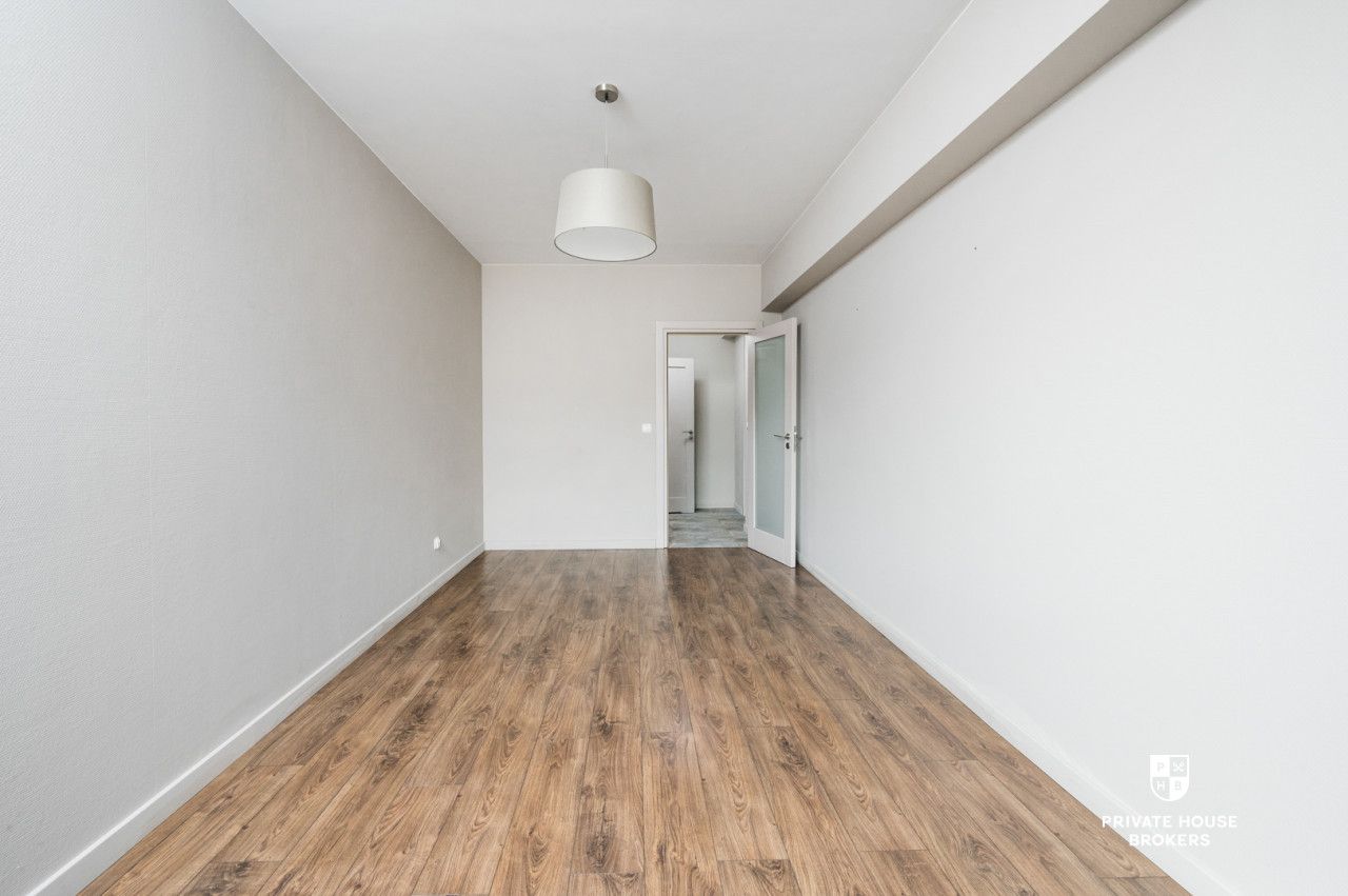Spacious apartment, on the Lea Street - Комерційне приміщення - Оренда - Kraków, Krowodrza