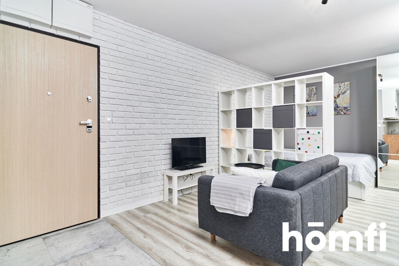 Modern studio with a balcony and garage - Legnicka Street - Apartment - Rent - Wrocław, Fabryczna