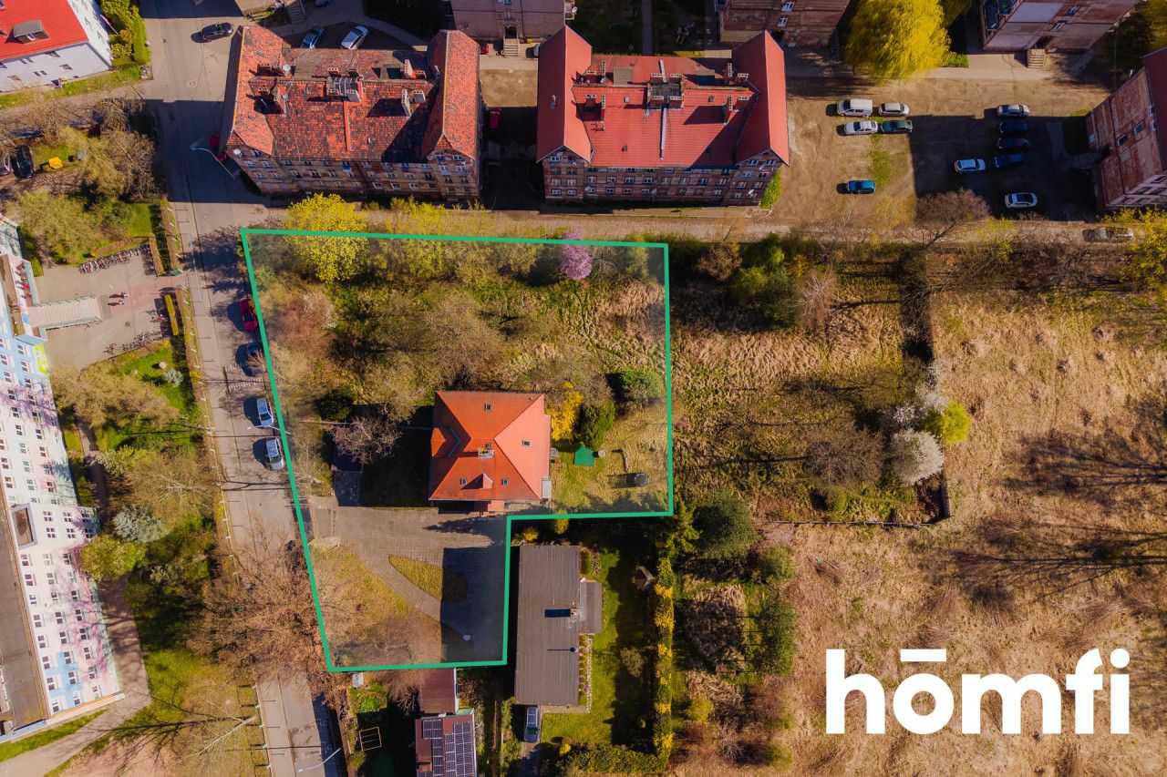 Poniemiecki dom 390m2 na działce 21ar na Brochowie - Dom - Sprzedaż - Wrocław, Krzyki / Brochów