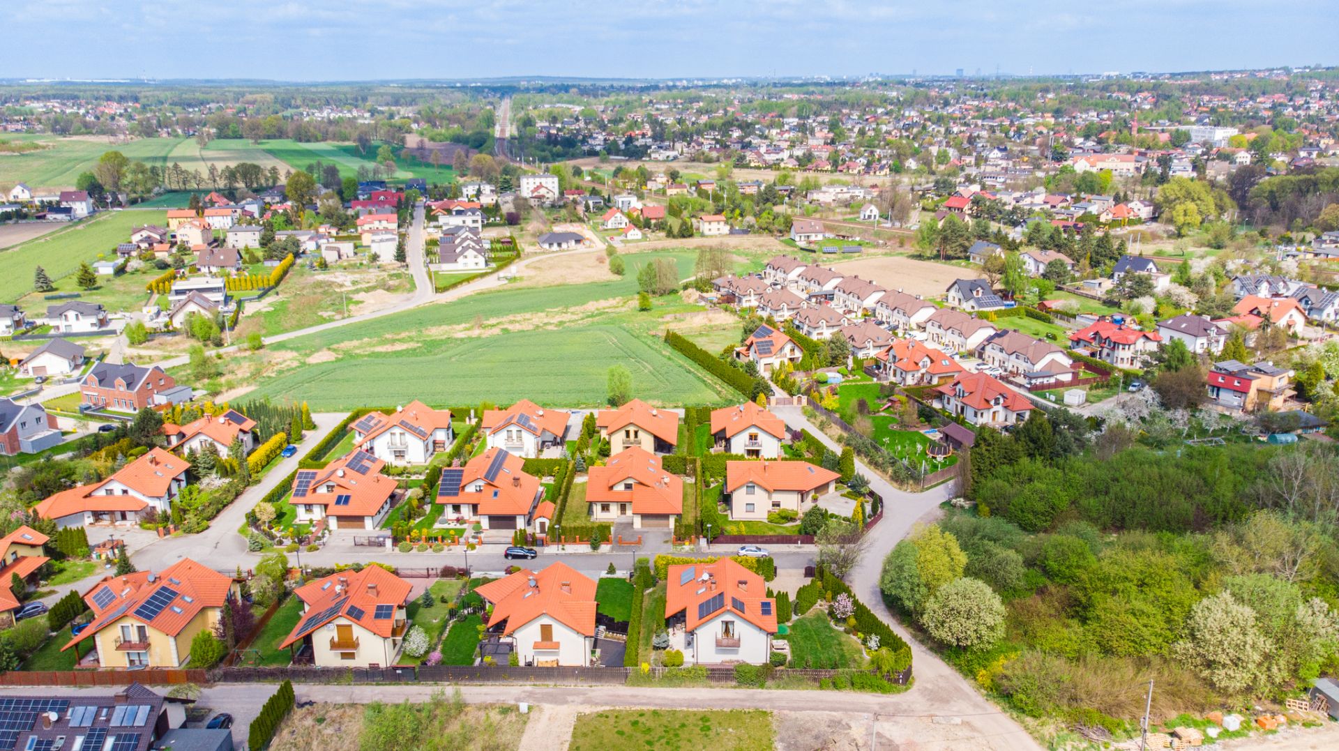 PRZESTRONNY DOM Z DUŻYM OGRODEM - Dom - Sprzedaż - Katowice, Podlesie
