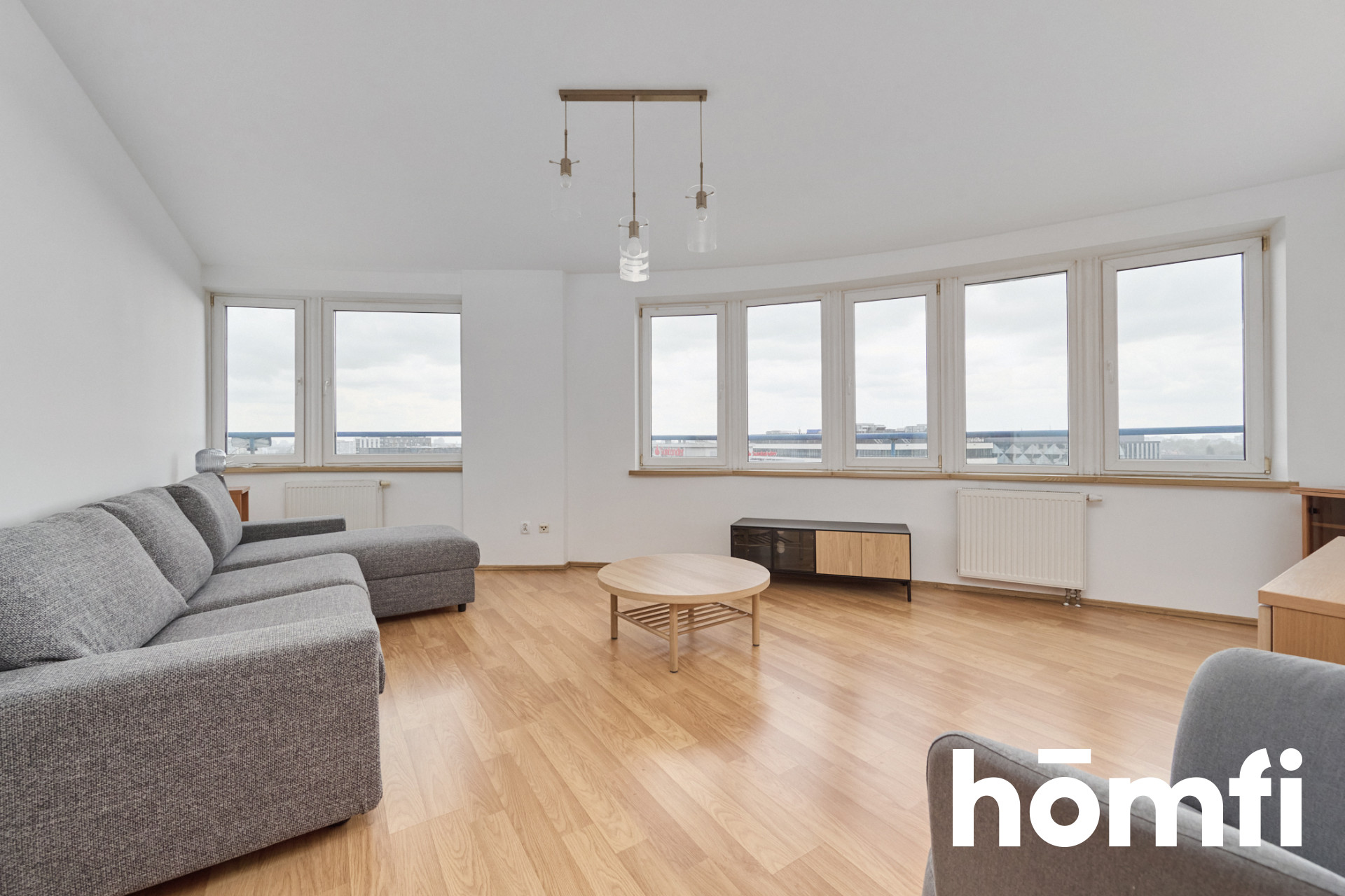 Two room apartment 59 sqm with a closed garrage at Strzegomska St. - Apartment - Rent - Wrocław, Stare Miasto