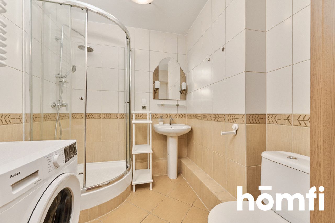 Two room apartment 59 sqm with a closed garrage at Strzegomska St. - Apartment - Rent - Wrocław, Stare Miasto