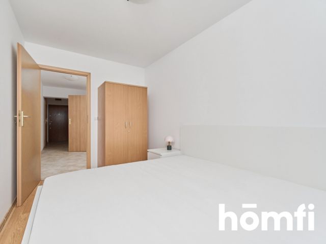 Two room apartment 59 sqm with a closed garrage at Strzegomska St. - Apartment - Rent - Wrocław, Stare Miasto