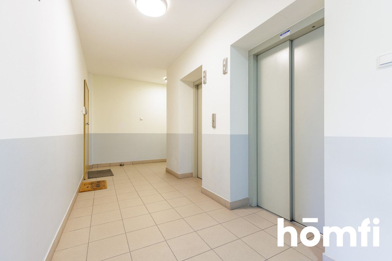 Ciche, dwupokojowe mieszkanie z loggią, komórka i miejscem postojowym w ścisłym centrum - Mieszkanie - Sprzedaż - Warszawa, Śródmieście