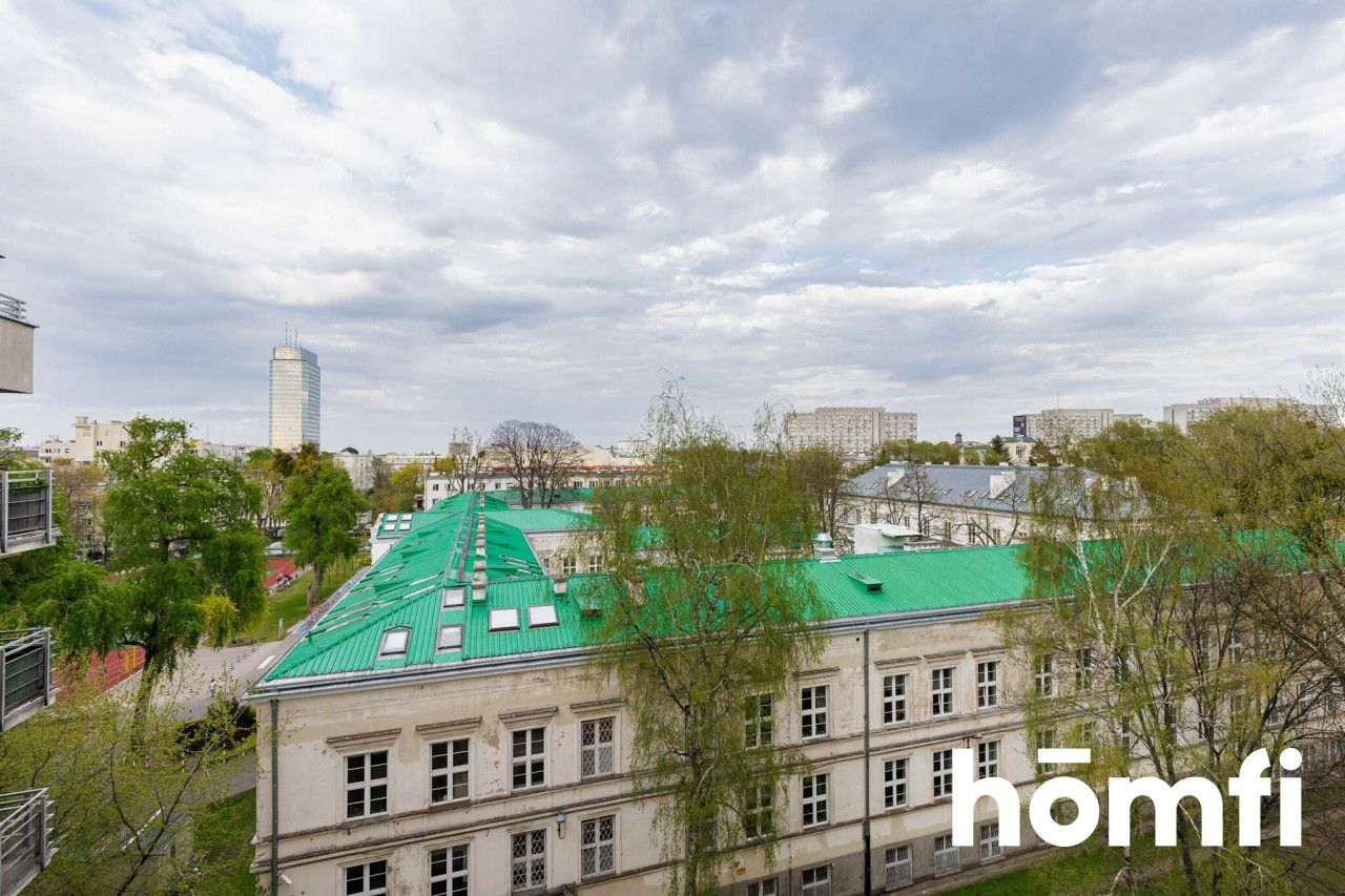 Ciche, dwupokojowe mieszkanie z loggią, komórka i miejscem postojowym w ścisłym centrum - Mieszkanie - Sprzedaż - Warszawa, Śródmieście