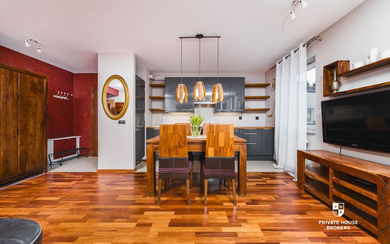 Three-Room Apartment with City View – Functional Layout and Great Location! | Miłkowskiego street - Квартира - Продаж - Kraków, Podgórze / Dębniki