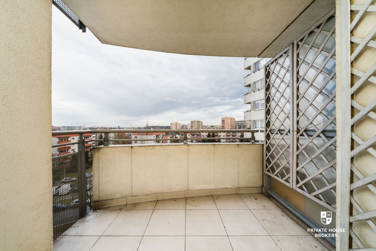 Three-Room Apartment with City View – Functional Layout and Great Location! | Miłkowskiego street - Квартира - Продаж - Kraków, Podgórze / Dębniki