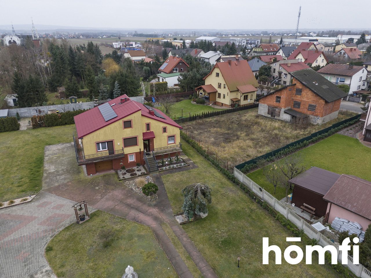 Dom wolnostojący z ogrodem w Koninie - Dom - Sprzedaż - Konin, Laskówiec
