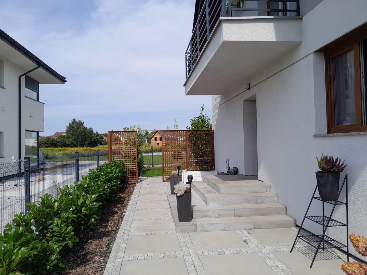 Komfortowy dom z ogrodem na południu Wrocławia - Iwiny - Dom - Wynajem - Wrocławski, Siechnice / Iwiny