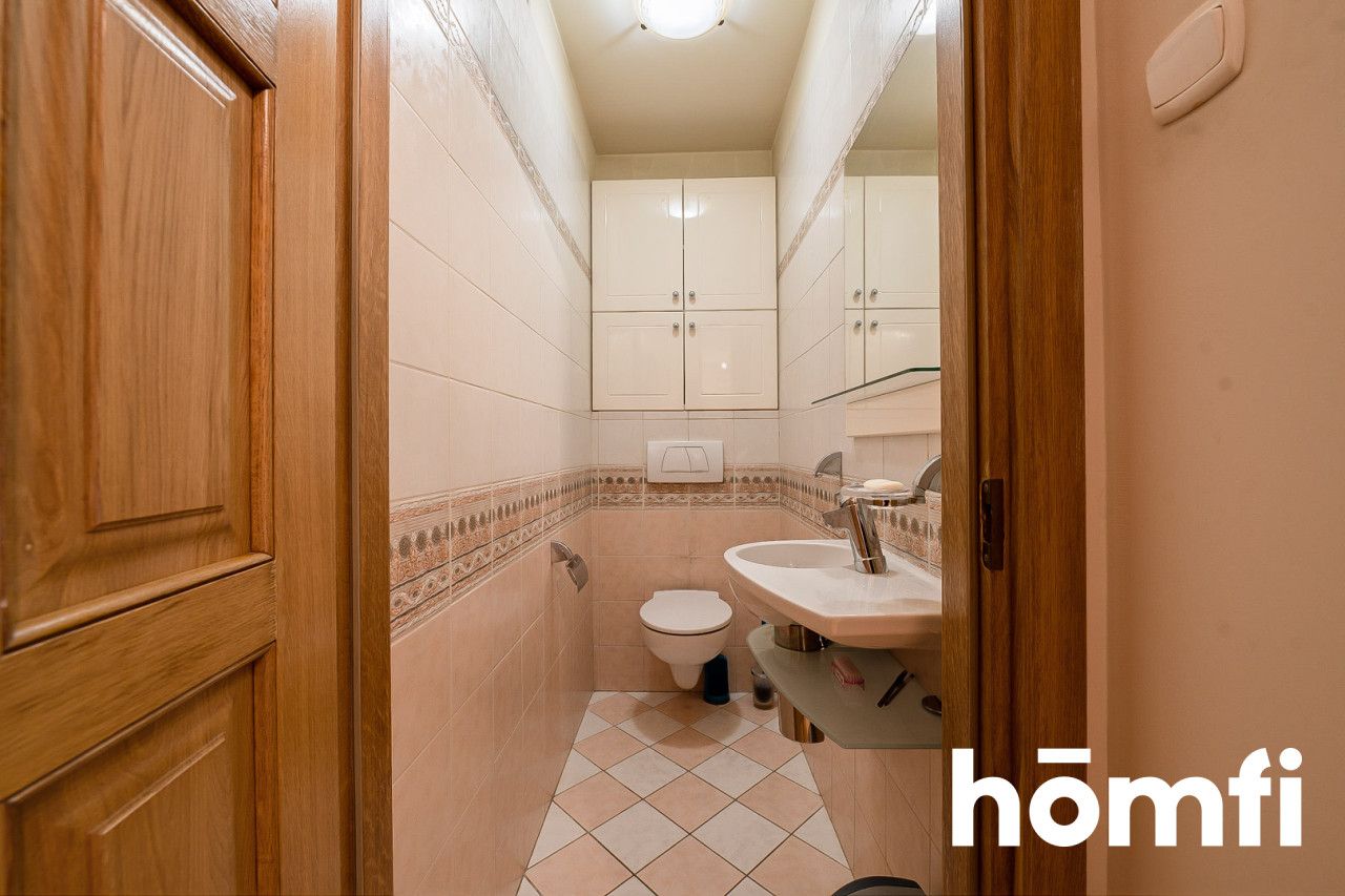Family apartment in city centr with specific room's plan - Apartment - Sale - Radom, Planty