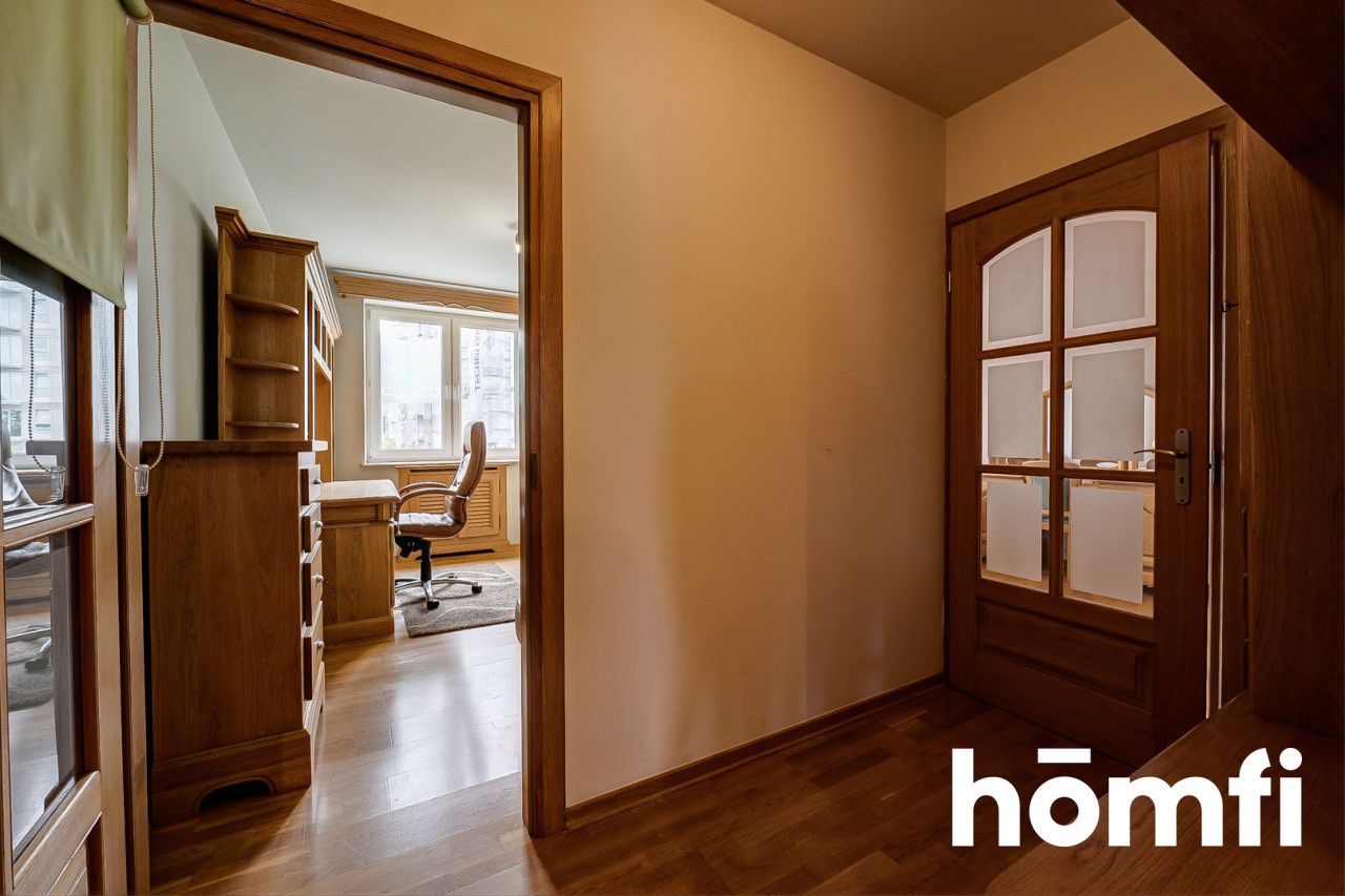 Family apartment in city centr with specific room's plan - Apartment - Sale - Radom, Planty