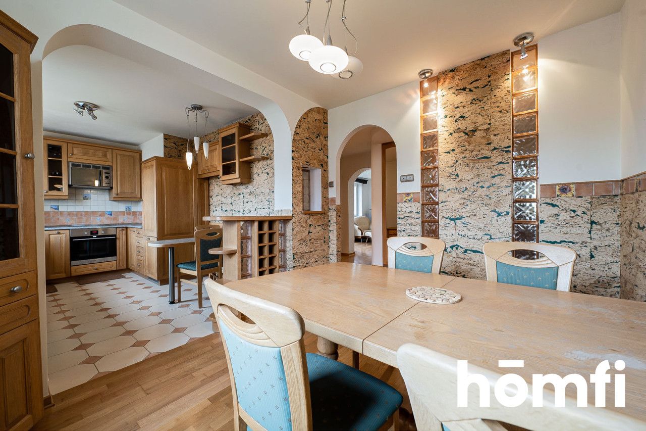 Family apartment in city centr with specific room's plan - Apartment - Sale - Radom, Planty