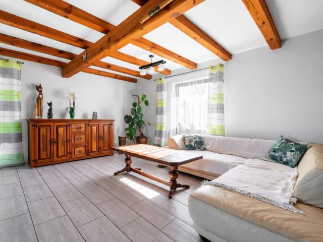 Klimatyczny dom blisko Lublina, duża działka - Dom - Sprzedaż - Lubelski, Niemce / Baszki