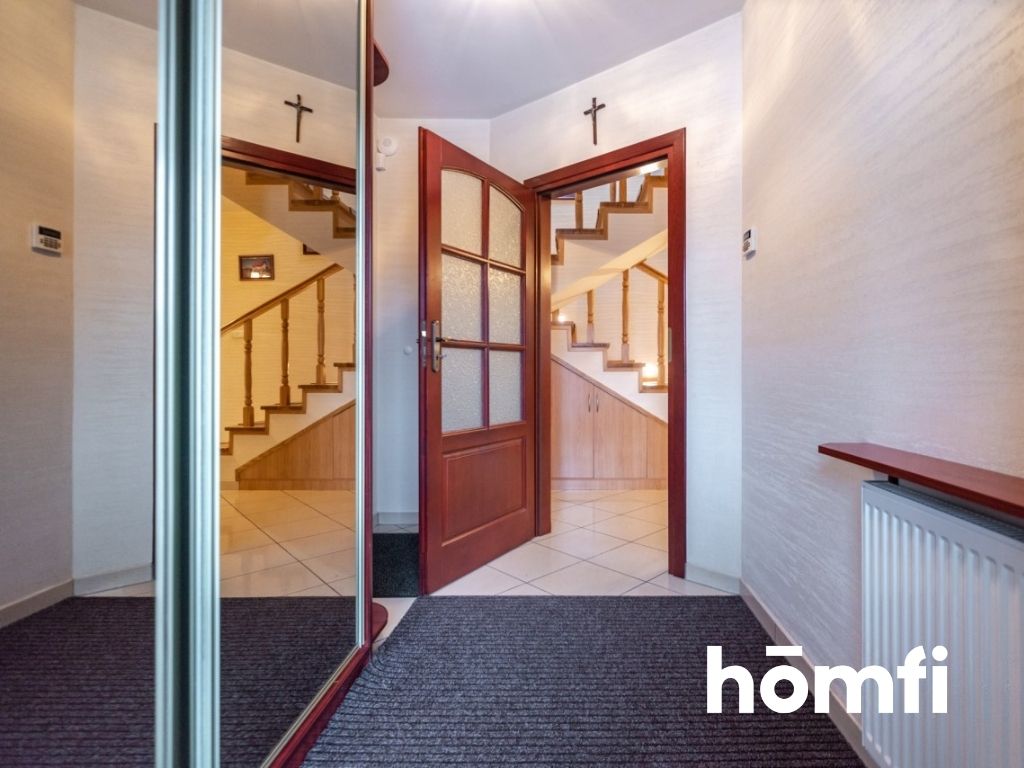 A beautiful house of 250 m2, with a garden, 5 rooms, Radom - House - Rent - Radom, Rajec Poduchowny